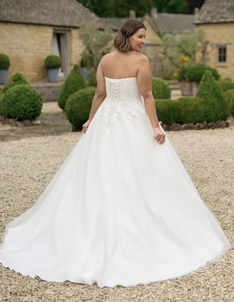 "Viva Bride Farren Ivory Wedding Dress for Women – Elegant Bridal Gown"