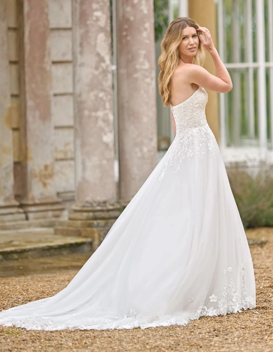 Anna Sorrano Women's Ivory Ashlin Dress - Elegant & Stylish