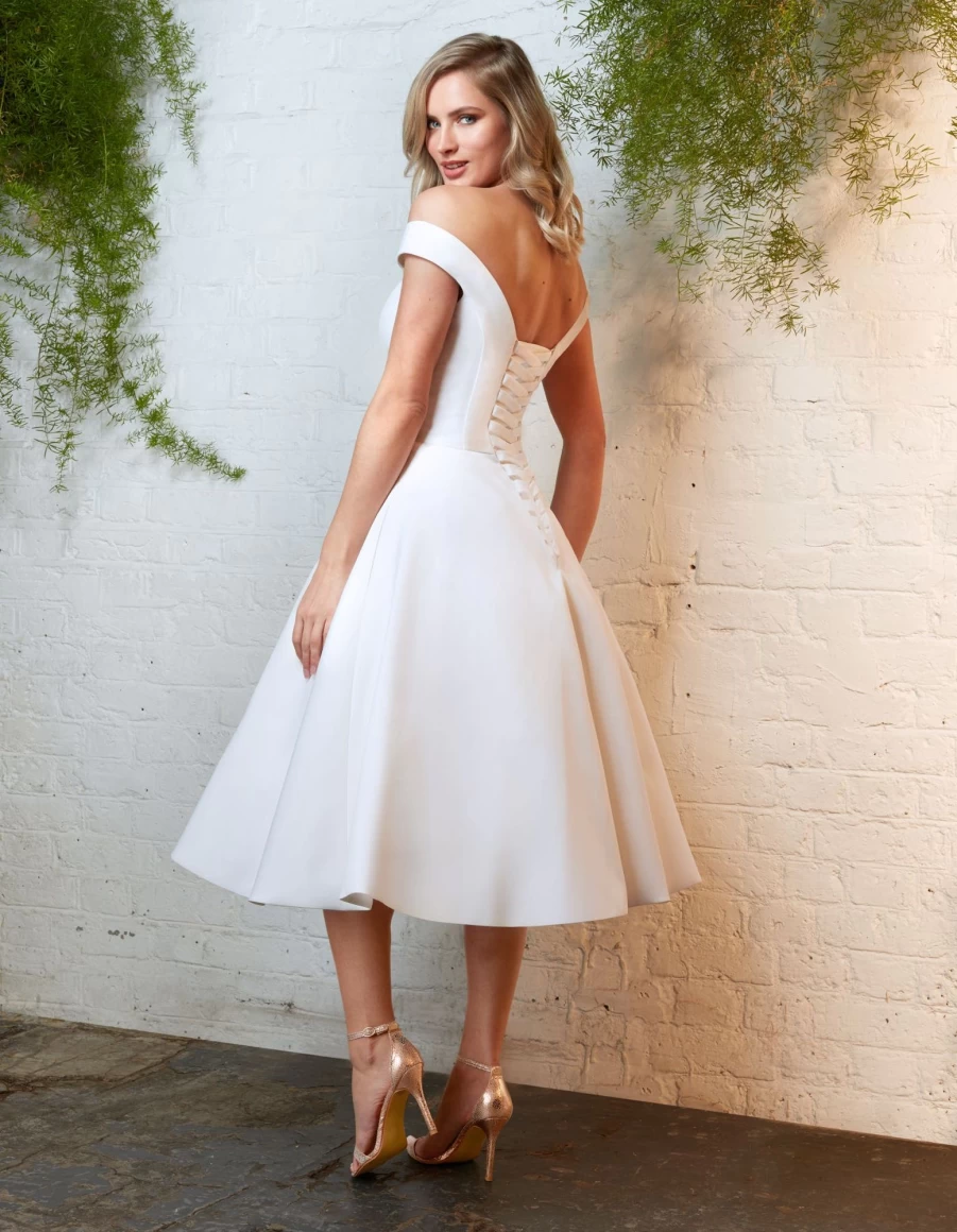 Anna Sorrano Yvette Ivory Dress for Women - Elegant & Timeless Style