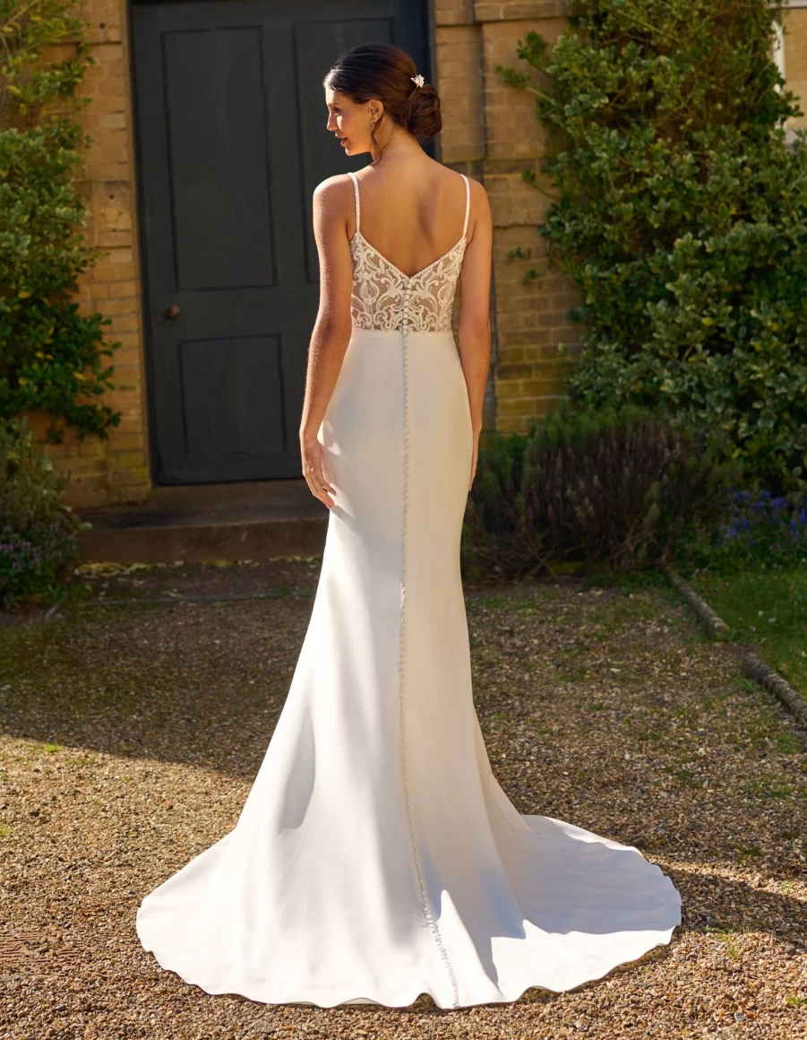 Signature Collection Gaia Ivory Dress for Women - Elegant & Timeless Style