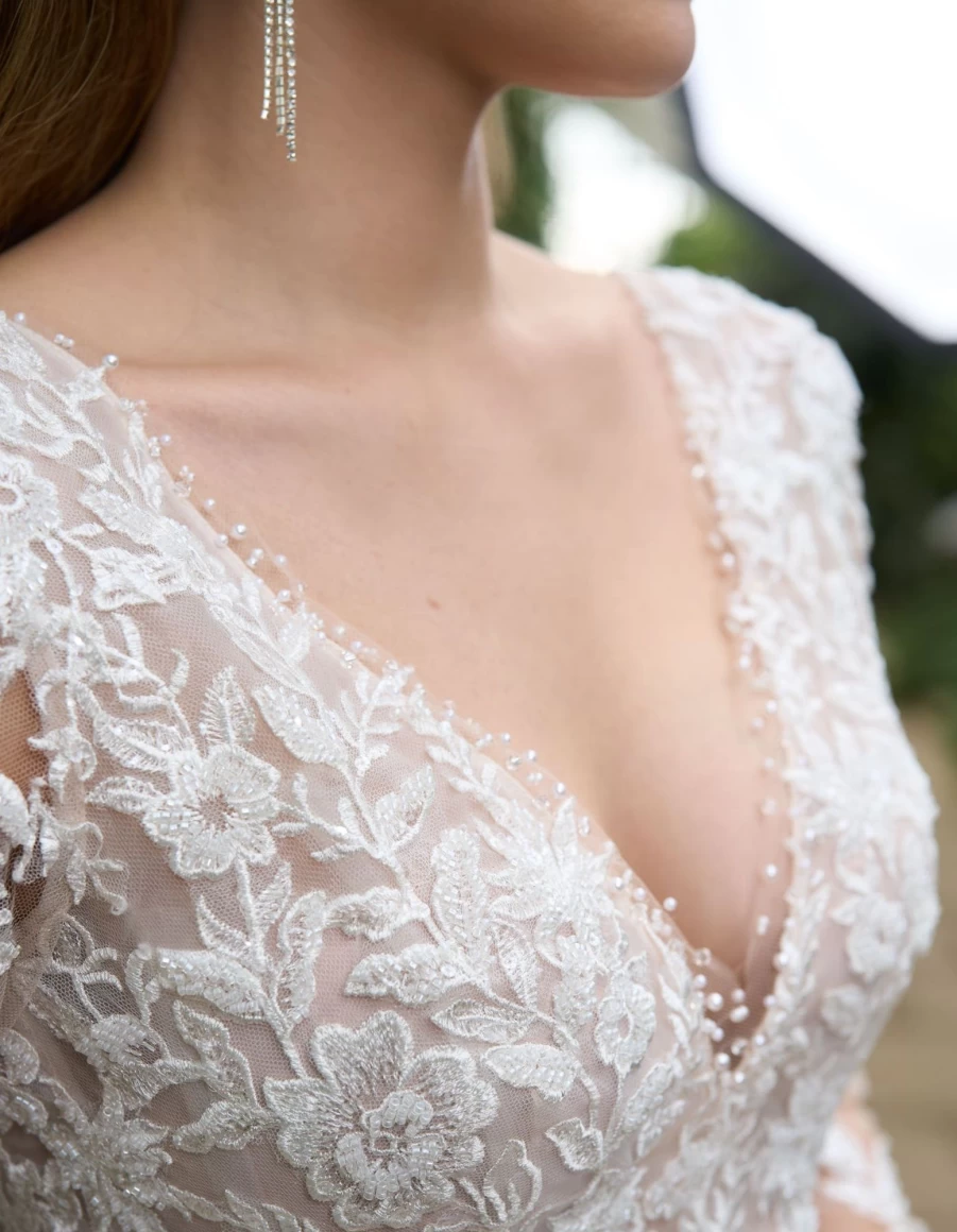 Signature Collection Ivory Anwar Dress for Women - Elegant & Timeless Style