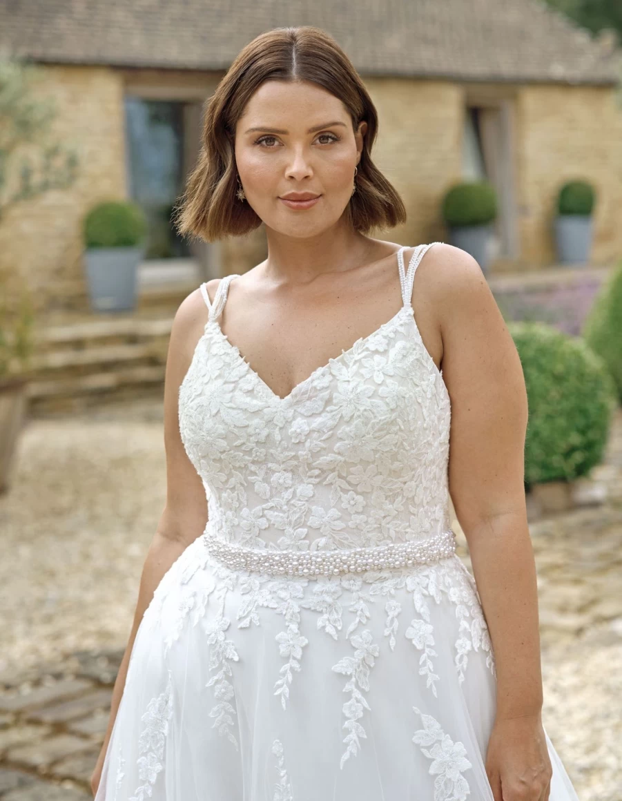 Amixi Ivory Malone Women's Fashion [Product Type] - Elegant & Stylish Design