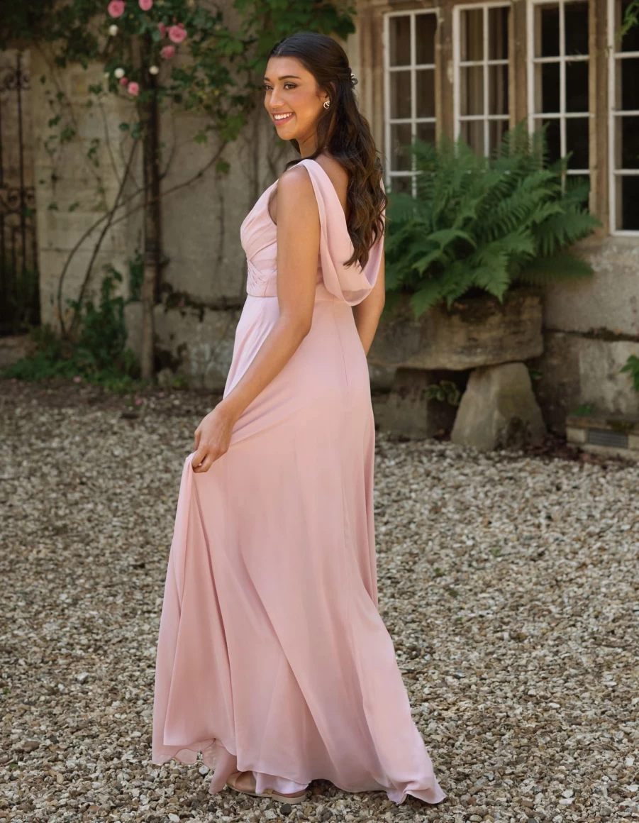 "Infinite Laila Women's Fashion Collection – Stylish & Trendy Apparel"
