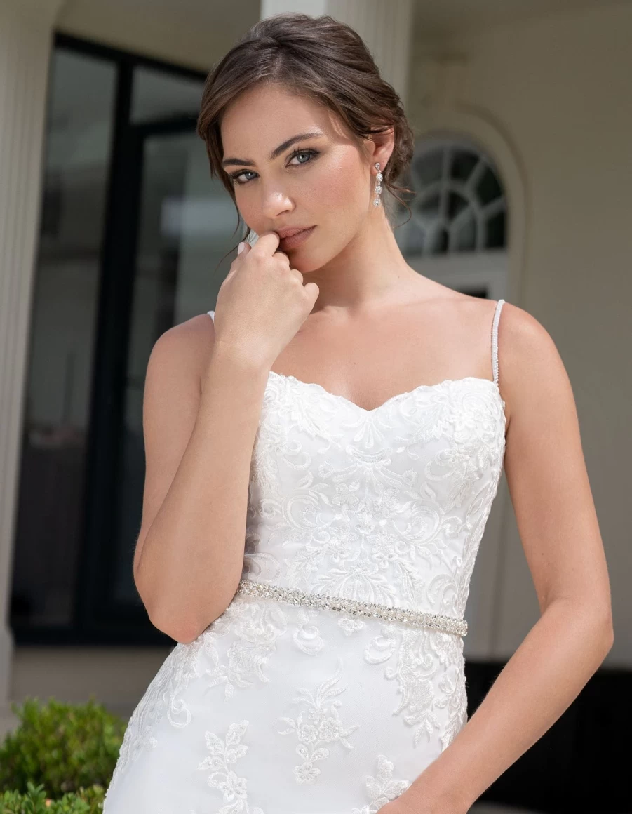 Amixi Leonie Women's Fashion [Product Type] - Elegant & Stylish Design