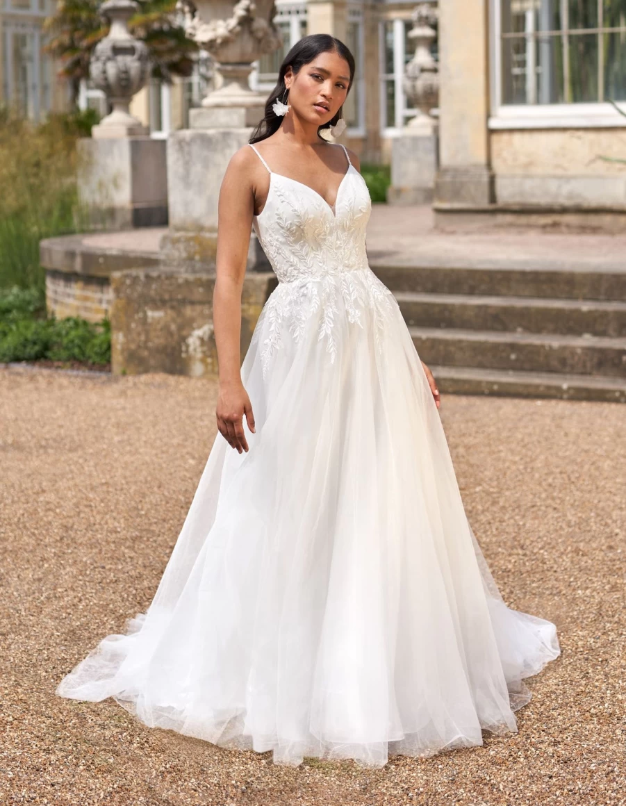 "Heidi Hudson Ivory Fae Dress for Women – Elegant & Timeless Style"