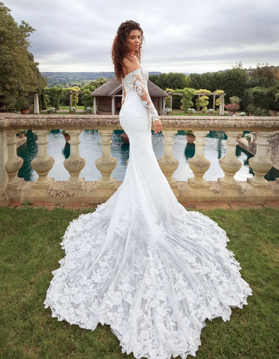 "Aaliyah Quinn Ivory Miami Dress for Women – Elegant and Stylish"